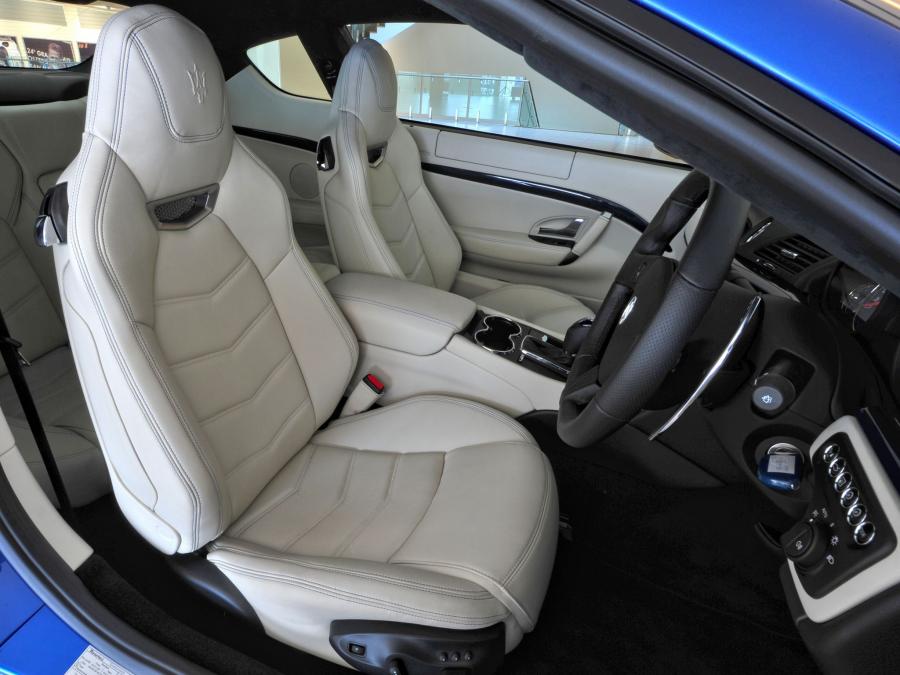  Maserati GranTurismo Sport 2012 года  (AU) (фото 5 из 8)